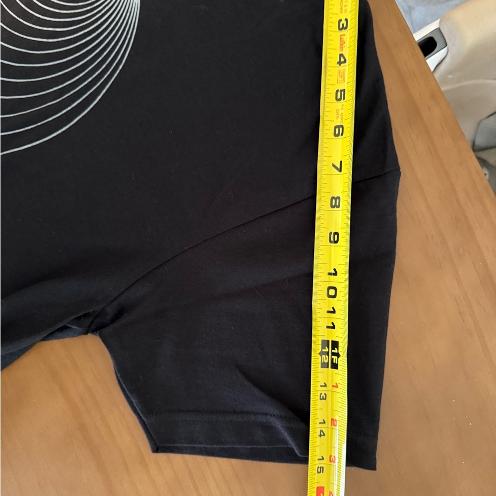 Black Geometric Design Tee - Picture 5 of 5